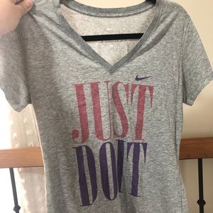 “just do it” Nike v-neck